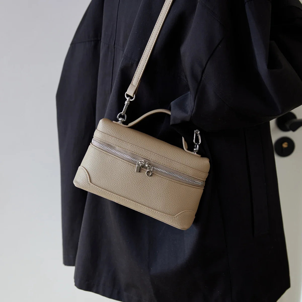 Bolso Caja Tailored Leather