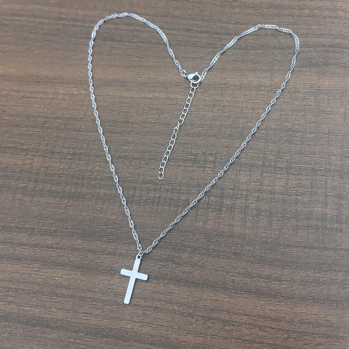 Collar Diamond Cross