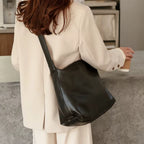 Bolso Hobo Tailored Clean
