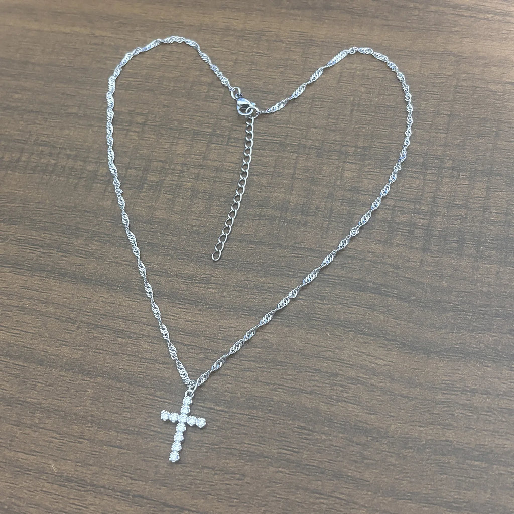 Collar Diamond Cross
